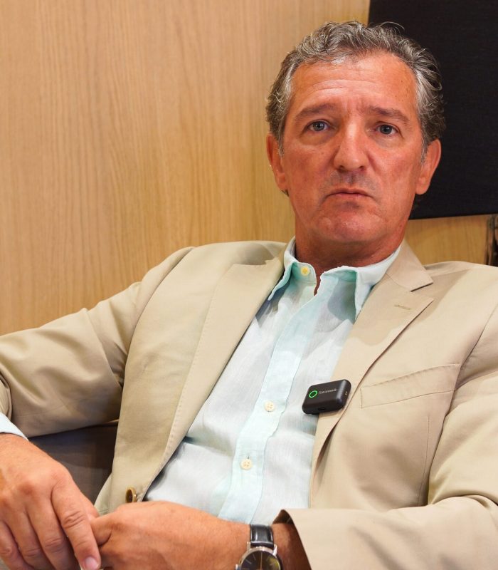 C0041.MP4_snapshot_02.58.411